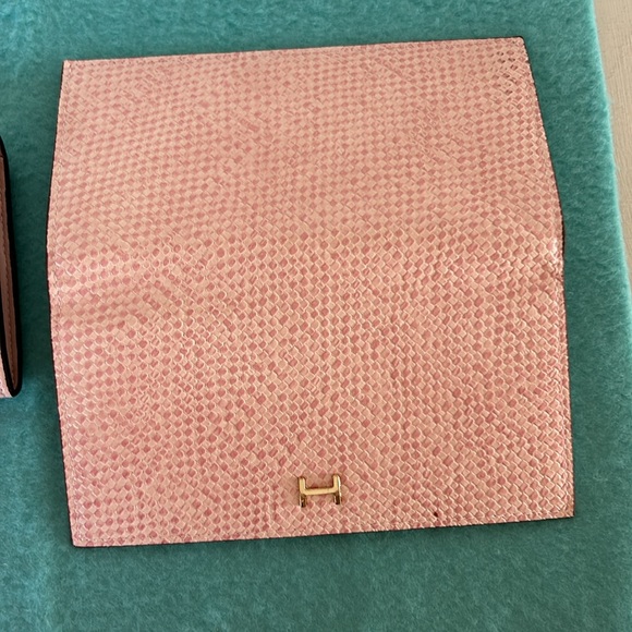 NWOT Halston multi piece wallet set - Picture 3 of 12